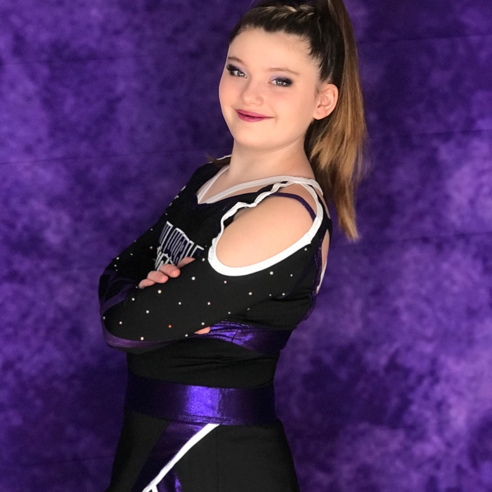 Fundraising for Cheer 2022-2023 Disney Nationals! 💜🖤 - Picture 11 of 17